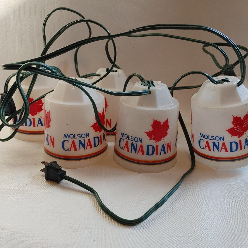 FUN Vintage MOLSON CANADIAN Light Beer Cups String of 5 WORKS INDOOR/OUT…